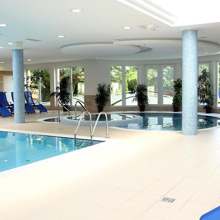 Garden Hotel Wellness Es Konferencia Сольнок Удобства фото